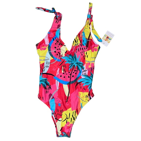 Lisa Monique Swimwear Swimsuit - Picture 2 of 6